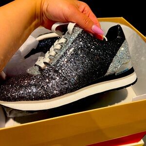 Micheal kors tennis shoes 6.5